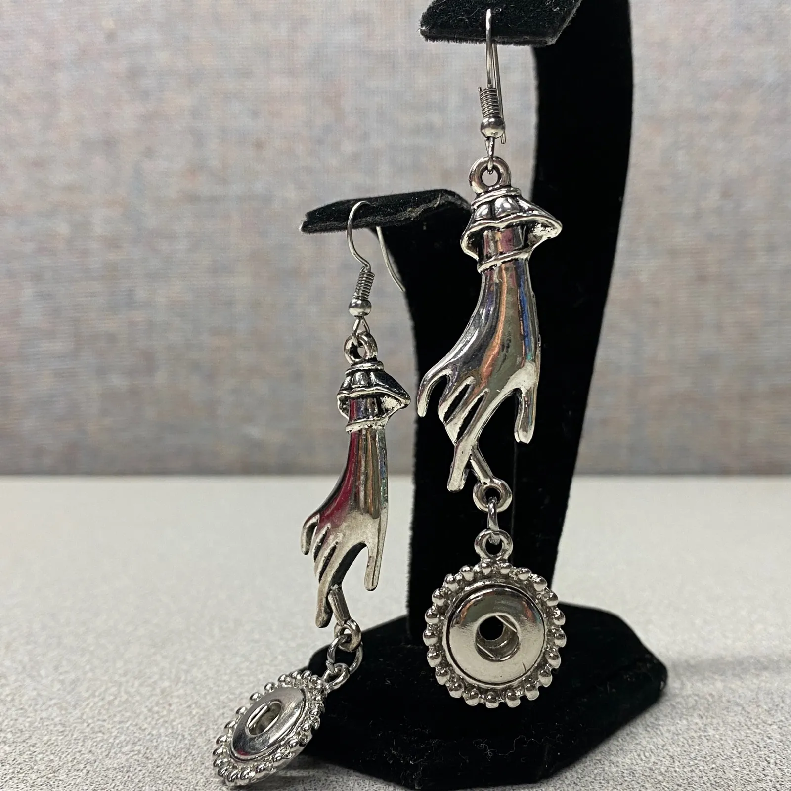 Silver Victorian Hand & Sun Dangle Ear Wire Earrings Gothic Witchy Jewelry - Image 3