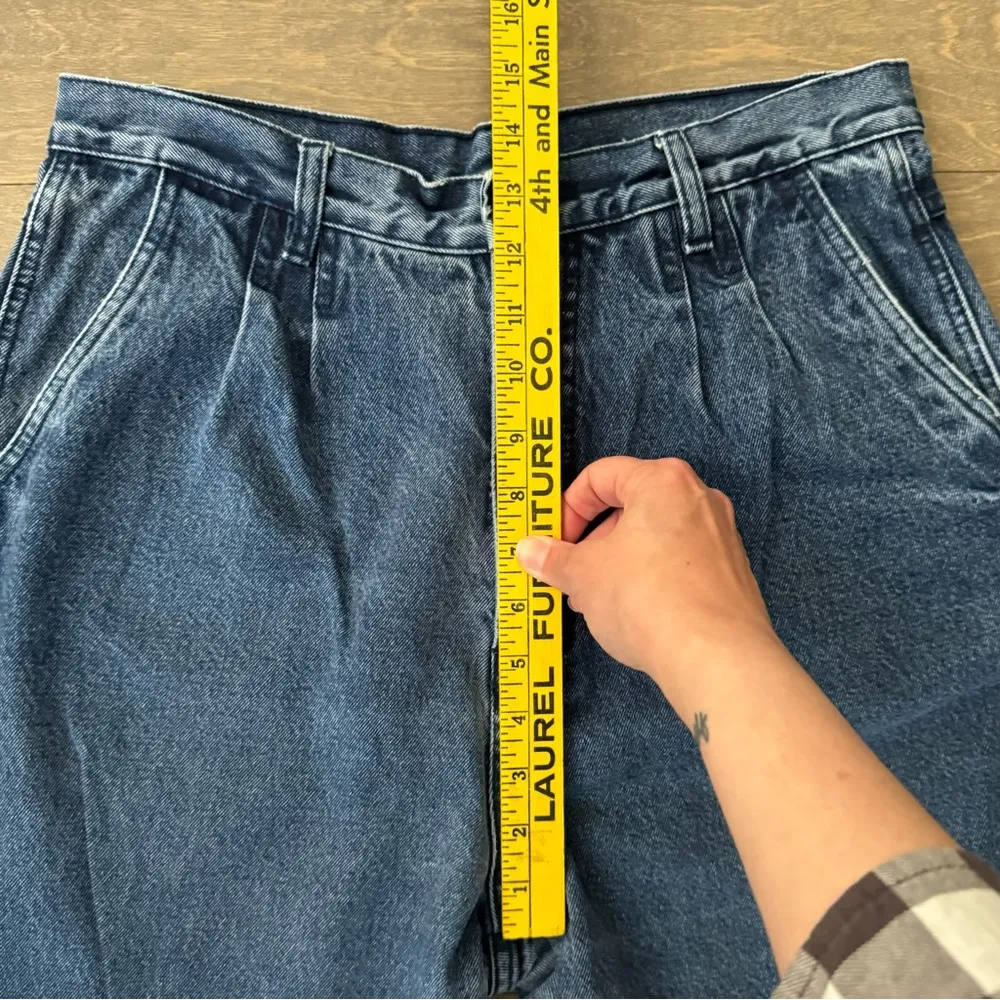 Vintage 90’s Bill Blass Hi-Waist Tapered Dark Wash Mom Jeans - Image 4