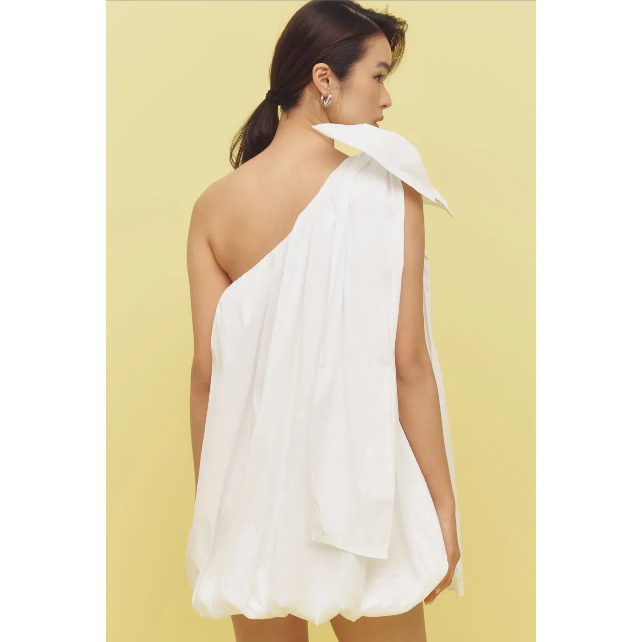 Bardot NWT Razia White One-Shoulder Bubble Mini Dress Size 6 - Image 2