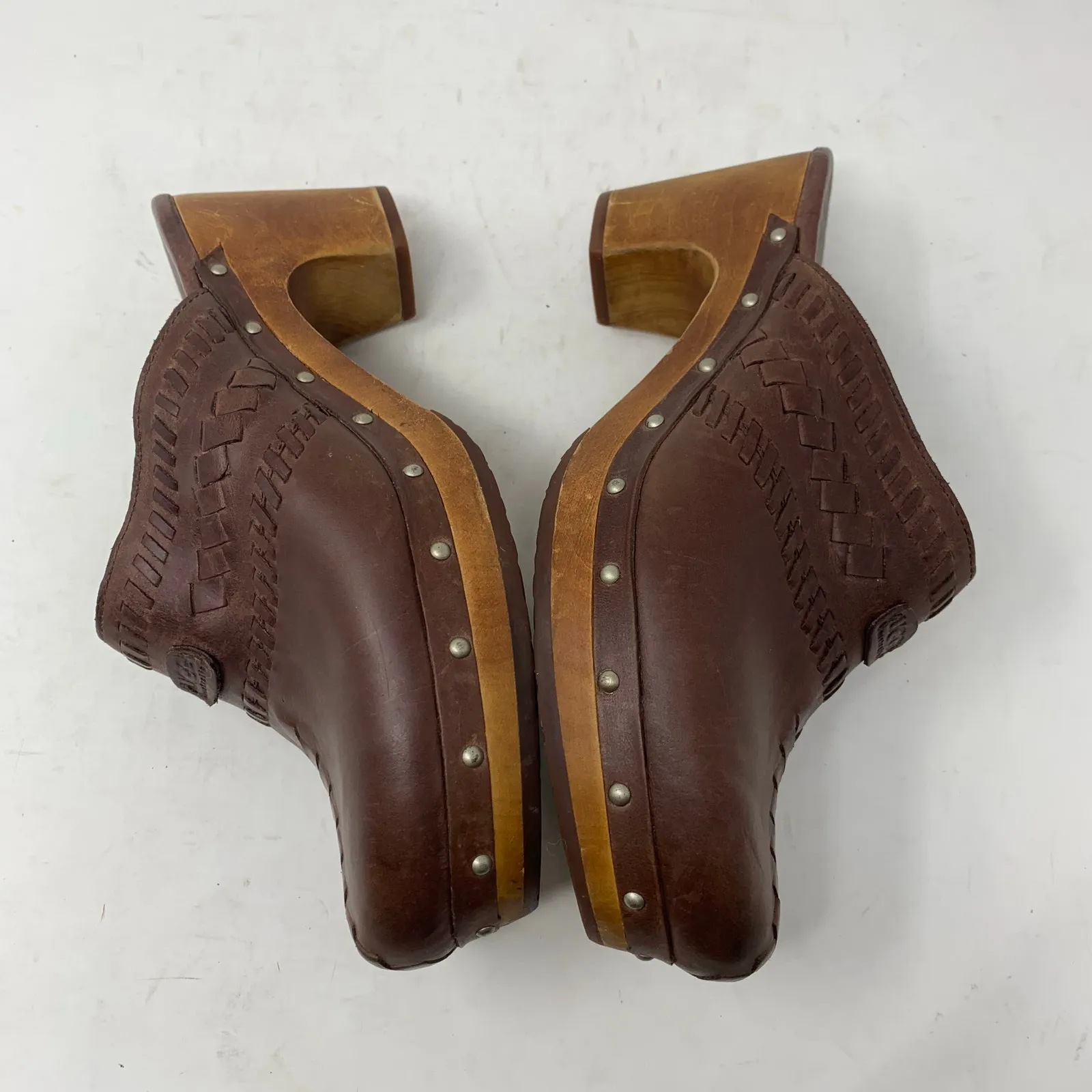UGG Australia Vivica Brown Leather Clogs Mules Chunky Wood Sole Woven Size 8 - Image 5
