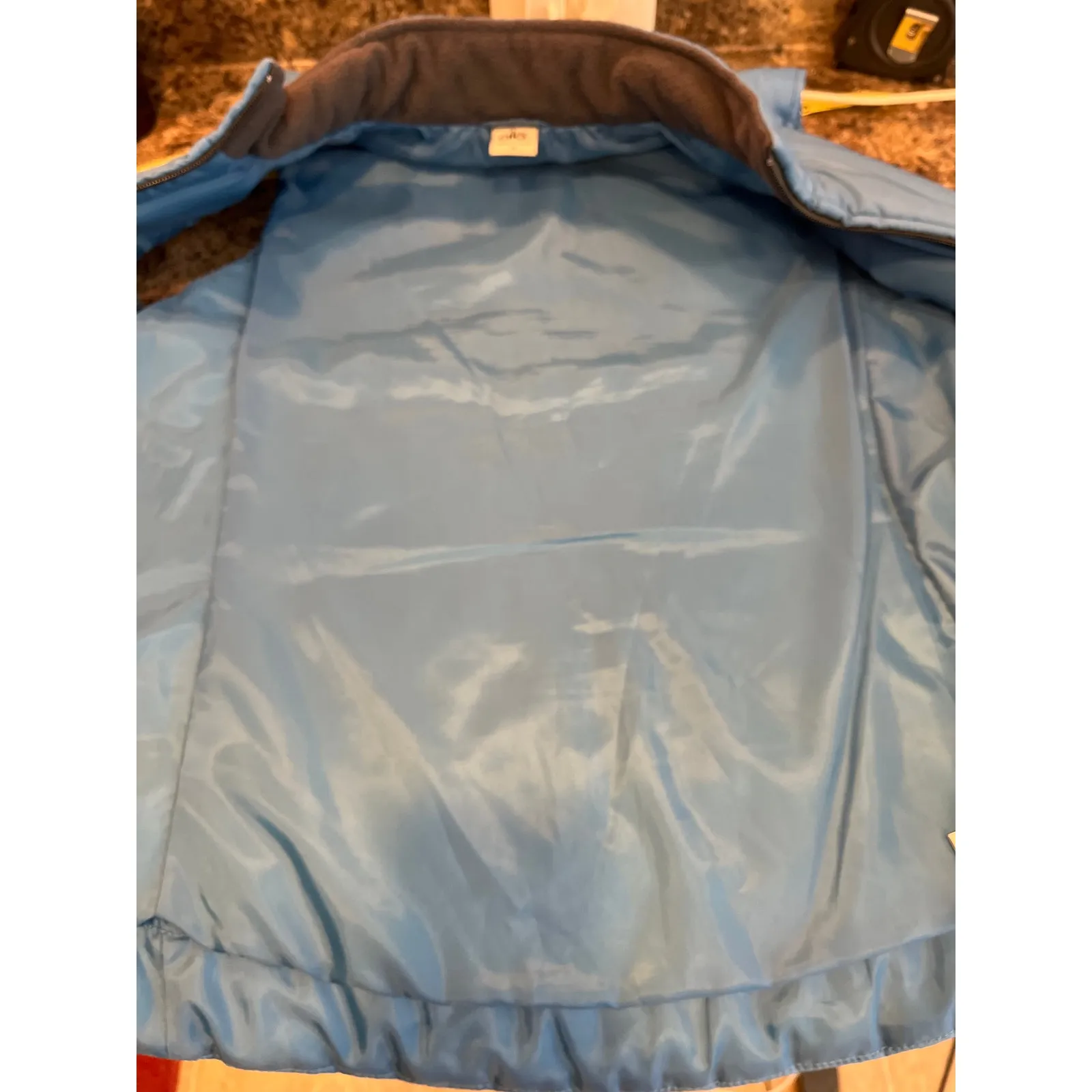 Alo Yoga Blue‎ Puffer Vest Zip Front Medium - Image 4