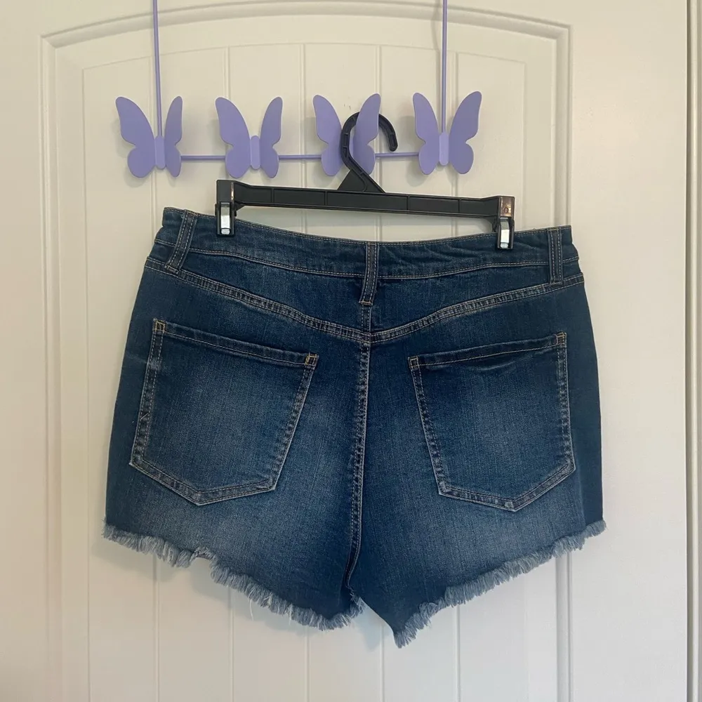 NWT | Charlotte Russe‎ Refuge women’s hi rise cheeky vintage style denim shorts - Image 5