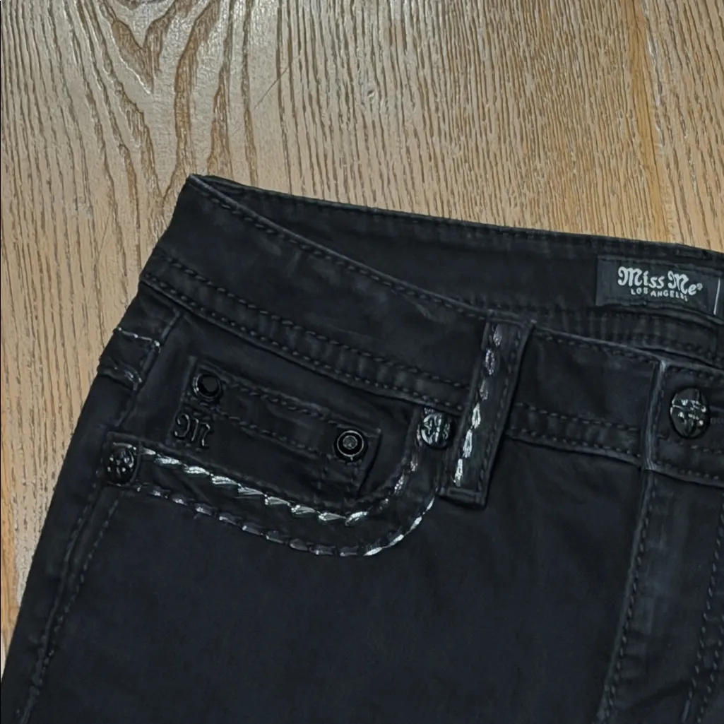 Miss Me Women's Silver Metallic Classic Black Bootcut Jeans 29 - Image 6