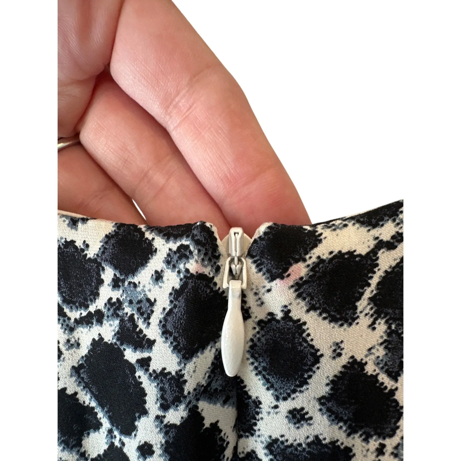 Samantha Sung Navy & White 100% Silk Scoop Neck Dress Size 2 Blue - Image 8