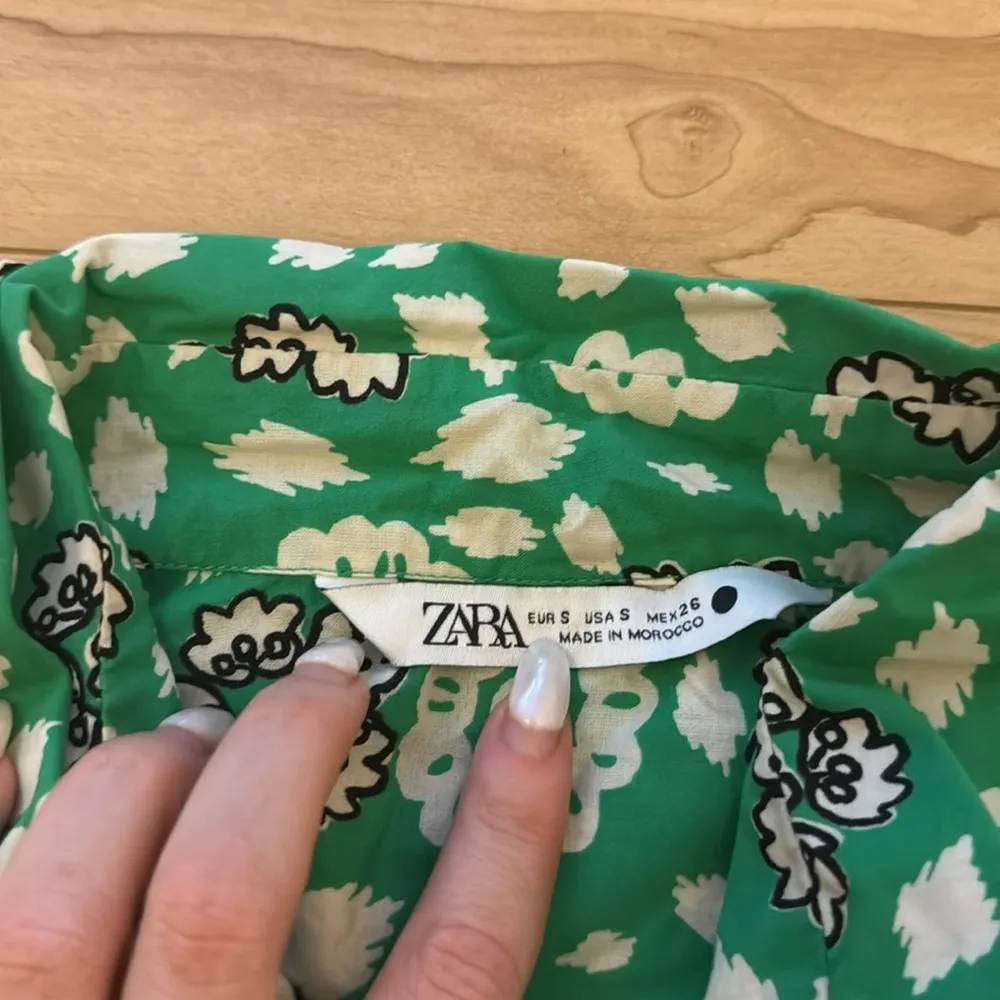 Zara printed button up - Image 2