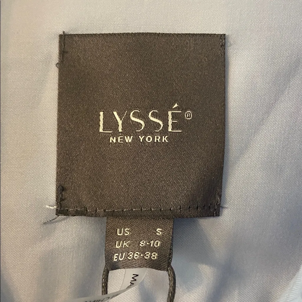 LYSEE Sky  Blue Dress Shirt size S long sleeve length 26” bust 36” brand new - Image 2