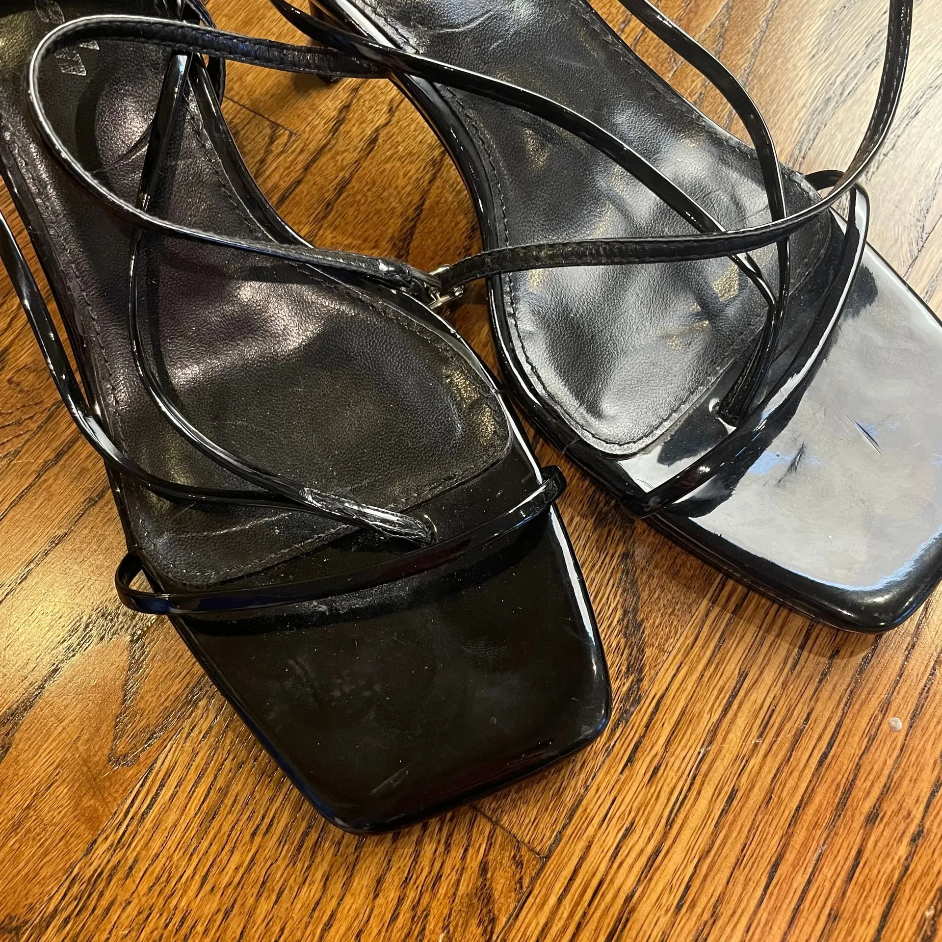 Women's Kitten Heel Square Top Strappy Sandal Black Size 10 - Image 2