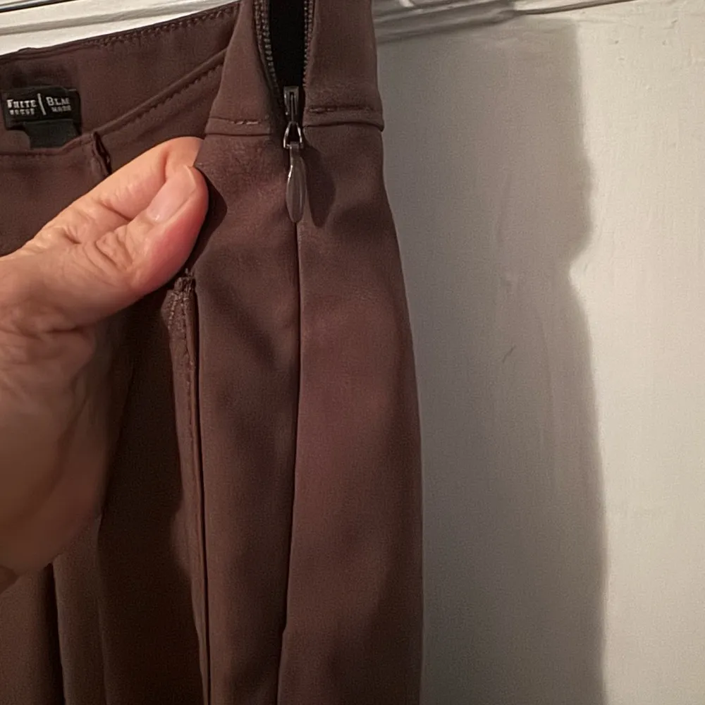 White House Black Market Womens Dark Brown Size 2 Slim Ankle Pants Side Zip - Image 6