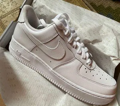 Nike Air Force 1 - Image 2