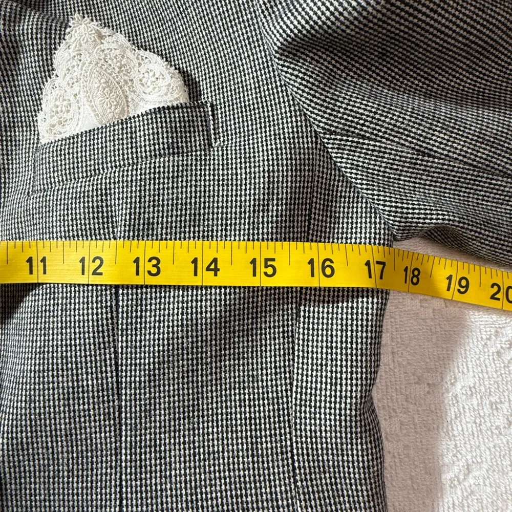 Evan Picone Petites Black and White Houndstooth Blazer - Image 4