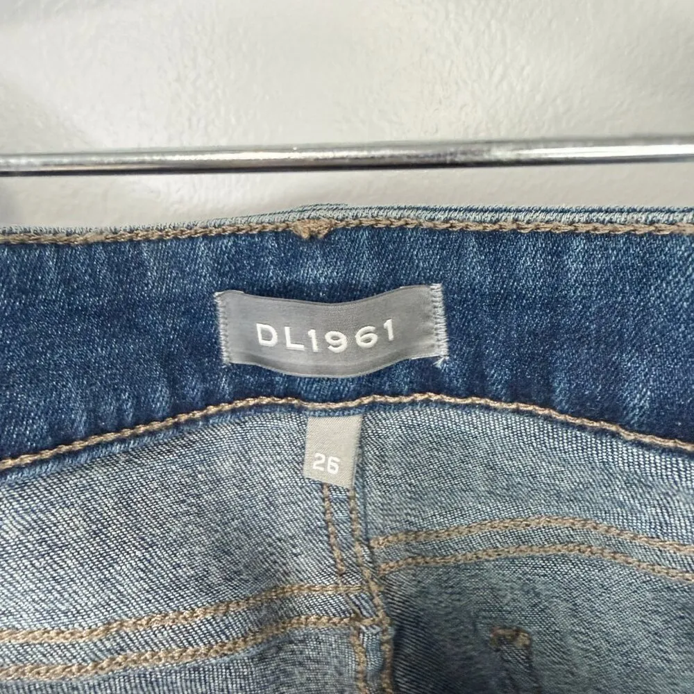DL1961 Lara Instasculpt Cropped Boot Jeans Size 26 Distressed Raw Hem - Image 5