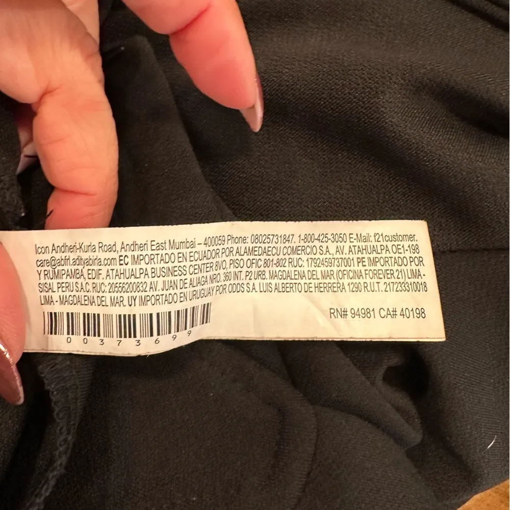 Forever 21 Black Wide Leg Jumpsuit With Shoulder Straps - Image 8