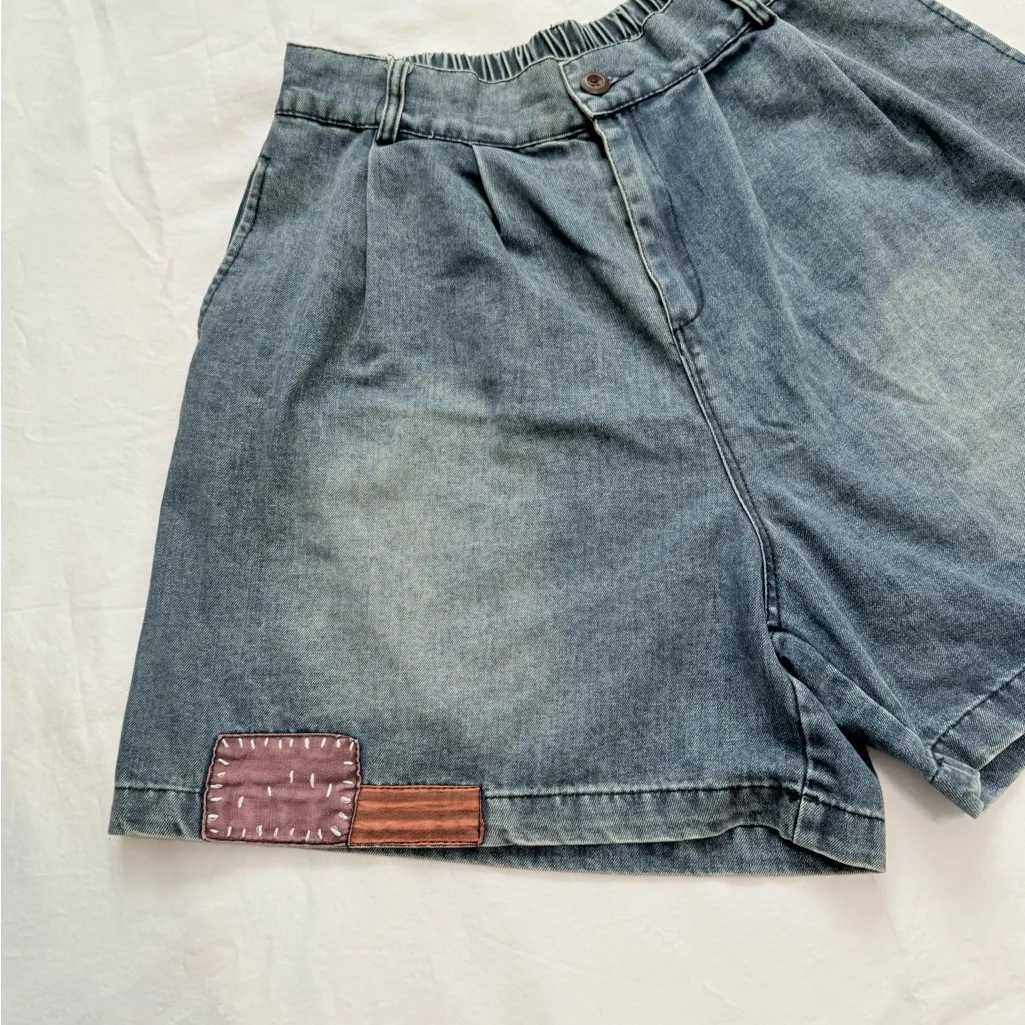 Vintage Denim Shorts for Women Size M High Waist Loose Fit with Front Pleats Blue Size M - Image 5