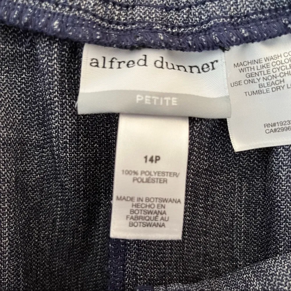 Alfred Dunner Pants Denim Pull On Textured Straight Leg Dark Indigo 14P Tik-Tok - Image 10