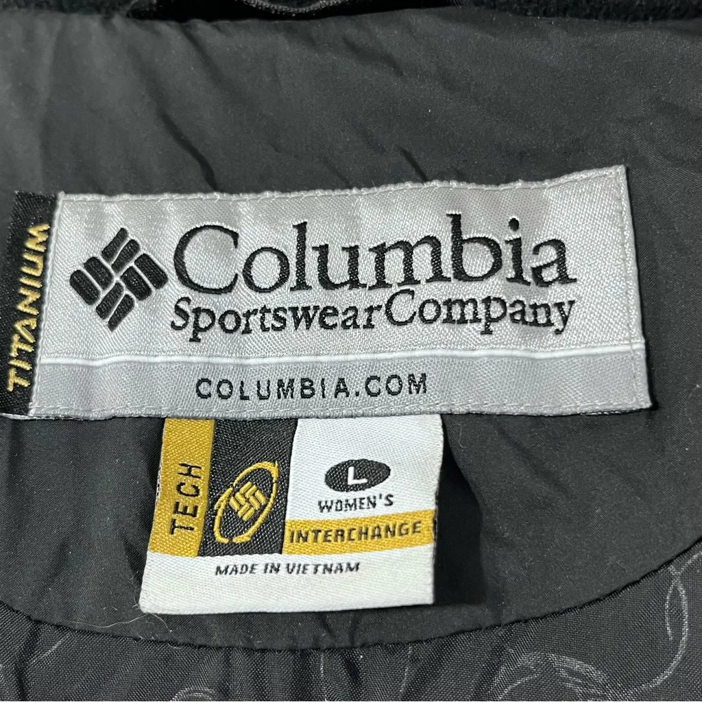 Columbia Black Quilted Puffer Jacket with Embroidery Size Large - Image 7