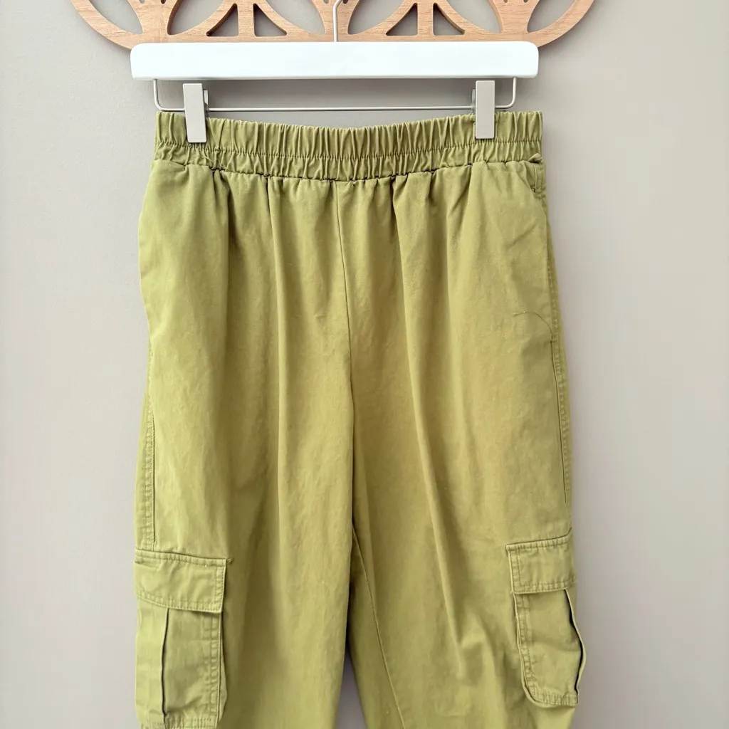 Forever 21 Cargo Pants Green Sz Medium - Image 2
