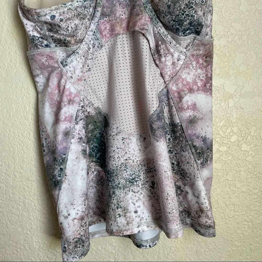 Lululemon ‎ Crossback Tank in Sugar Crush size 4 - Image 7