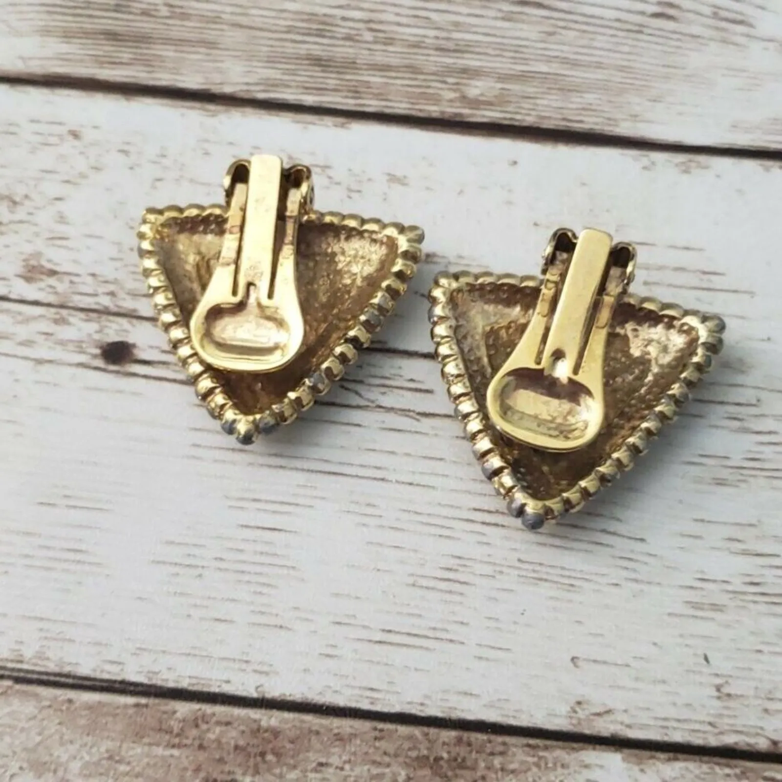 Vintage Clip On Earrings - Image 3