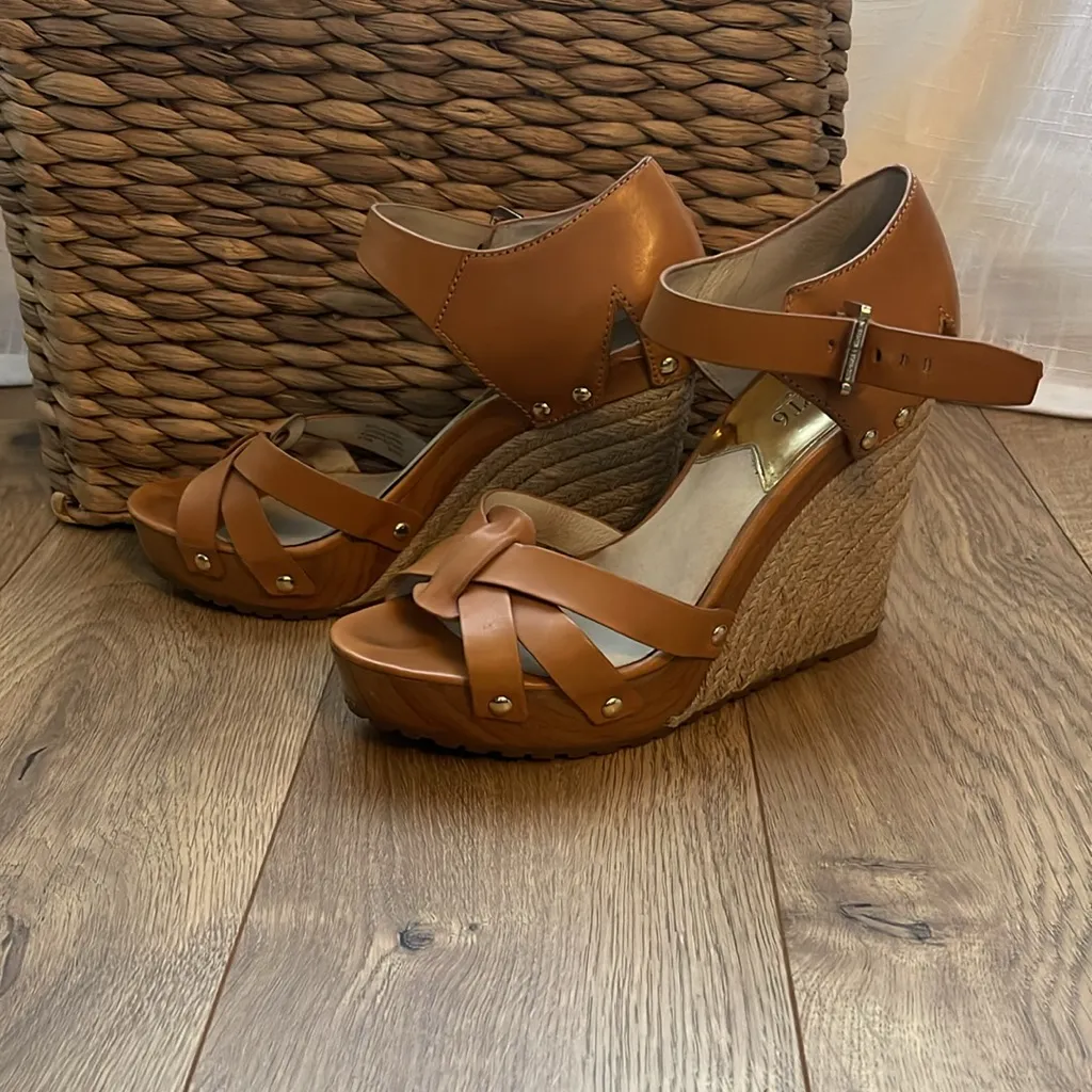 MK wedge sandal - Image 4