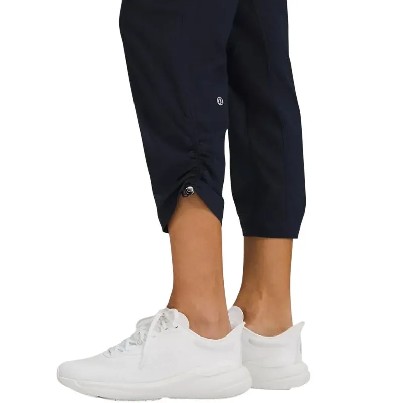 LULULEMON Dance Studio Mid-Rise Cropped Pant Sz 6 Black Athletic Travel Everyday - Image 2