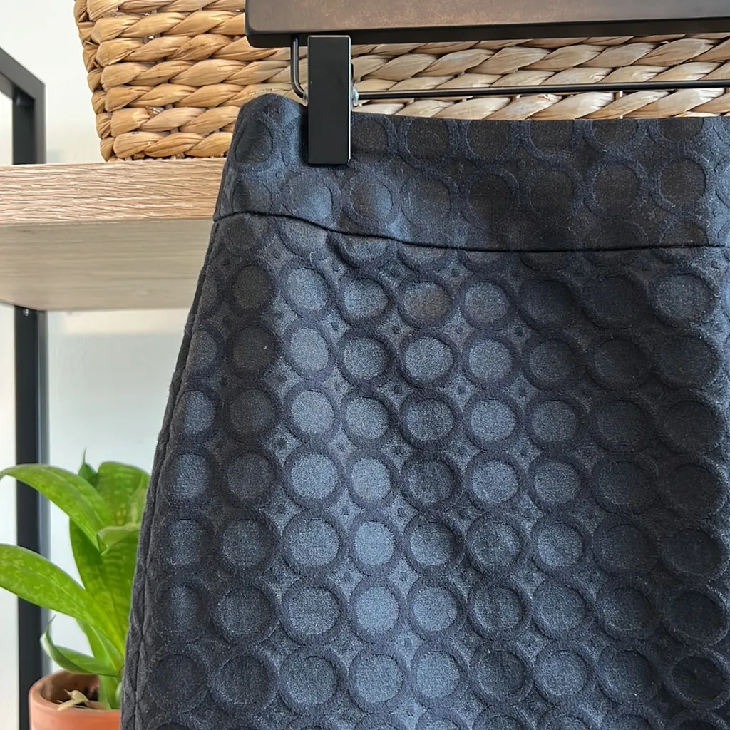 Banana Republic Factory Black Jacquard Dot Pencil Skirt, 6 - Image 2