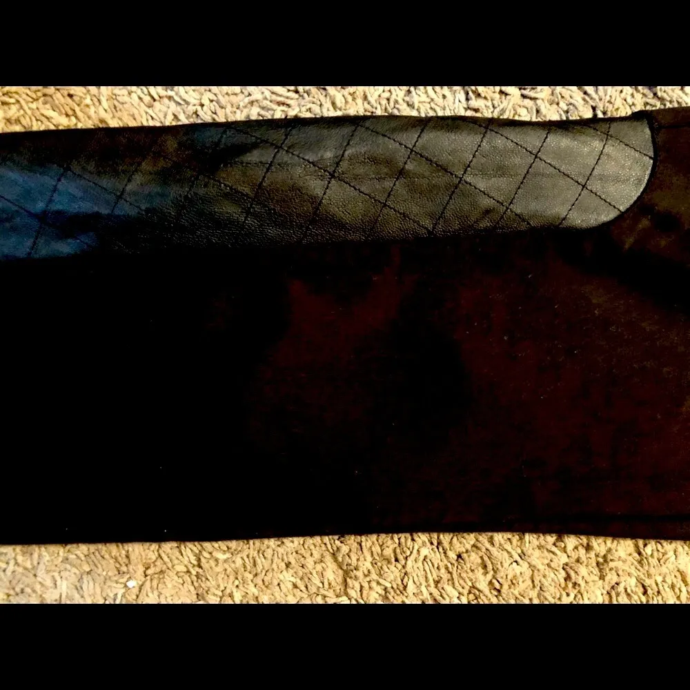 New York & Company black leggings w/leather patch - Image 2