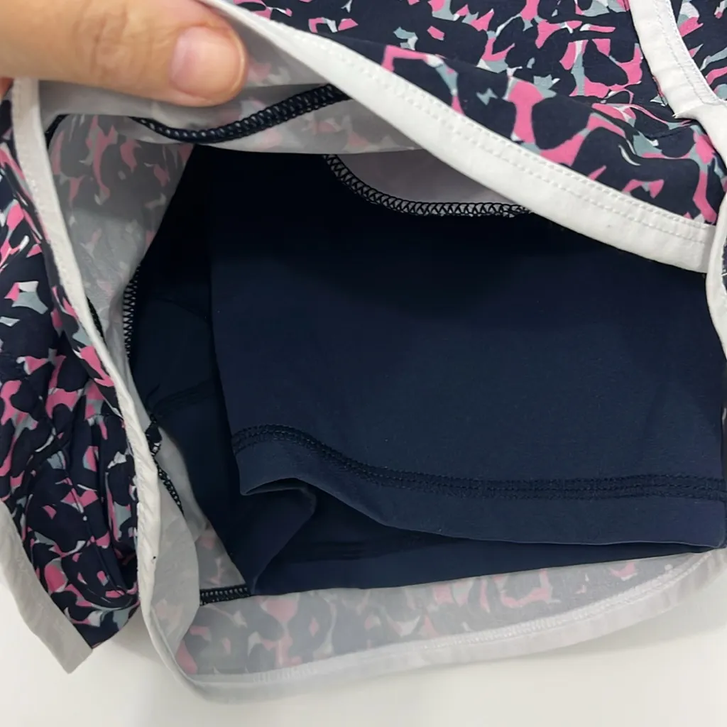 Sweaty Betty XS Pink and Blue 90s Abstract Print Athletic Shorts with Pockets - Image 4