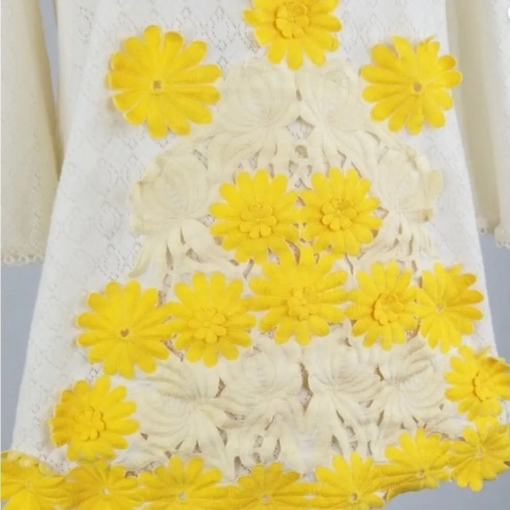 Free People Flower Child Tunic Yellow Daisy Lace Lg  Great Accents Flowy and Fun - Image 4