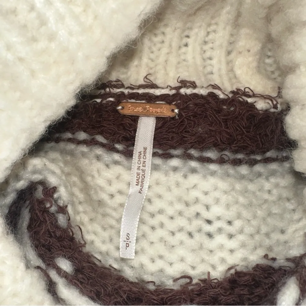 Check Me Out cropped turtleneck sweater Winter Fog Combo Small NWT - Image 4