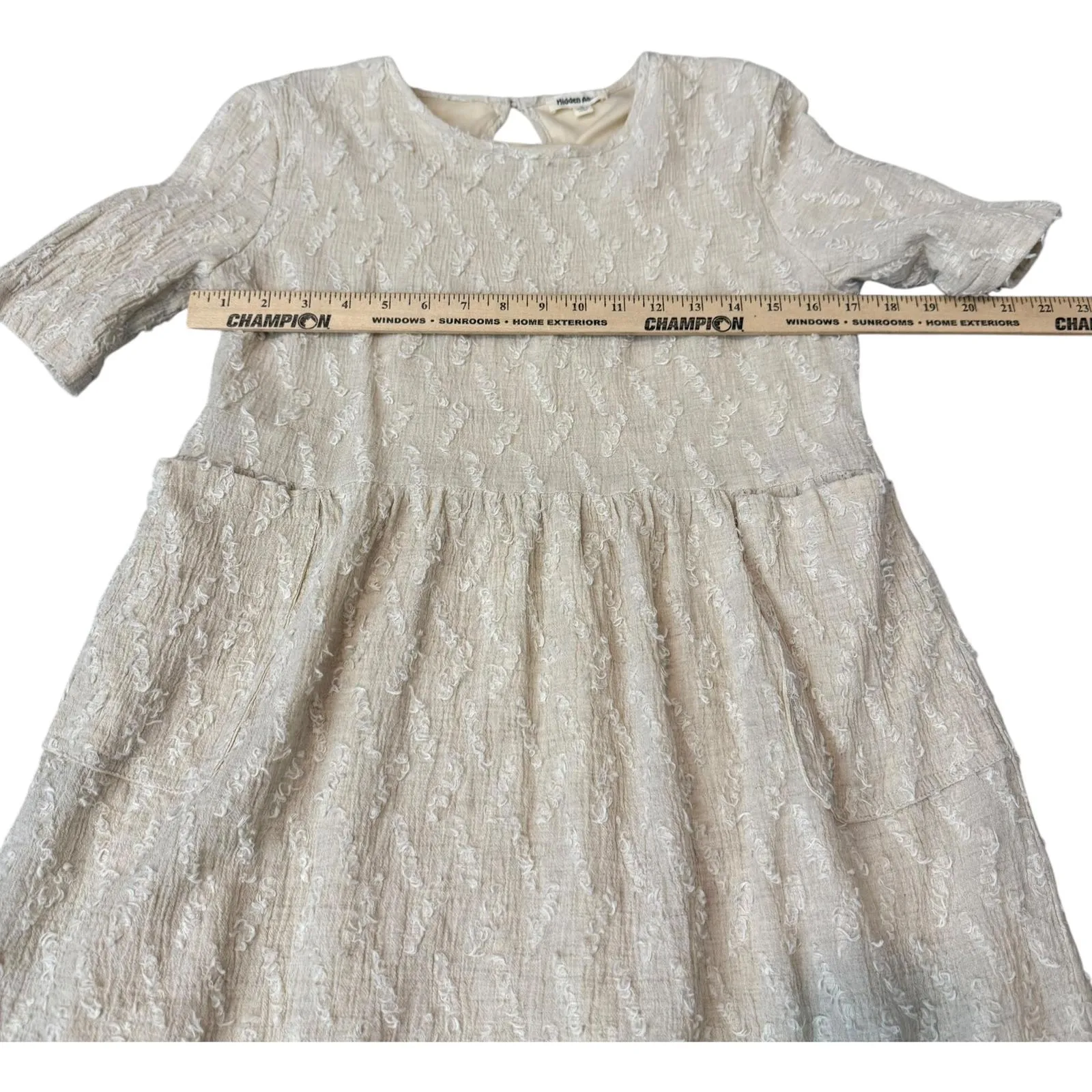 Hidden Alley Women's Small Beige Textured Short Sleeve Dress W/Pockets Classic - Image 5