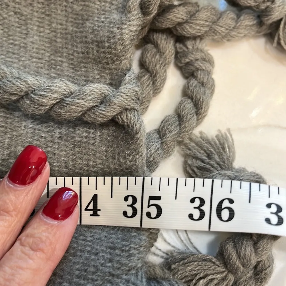 Steve Madden Wrap/Scarf - Image 4