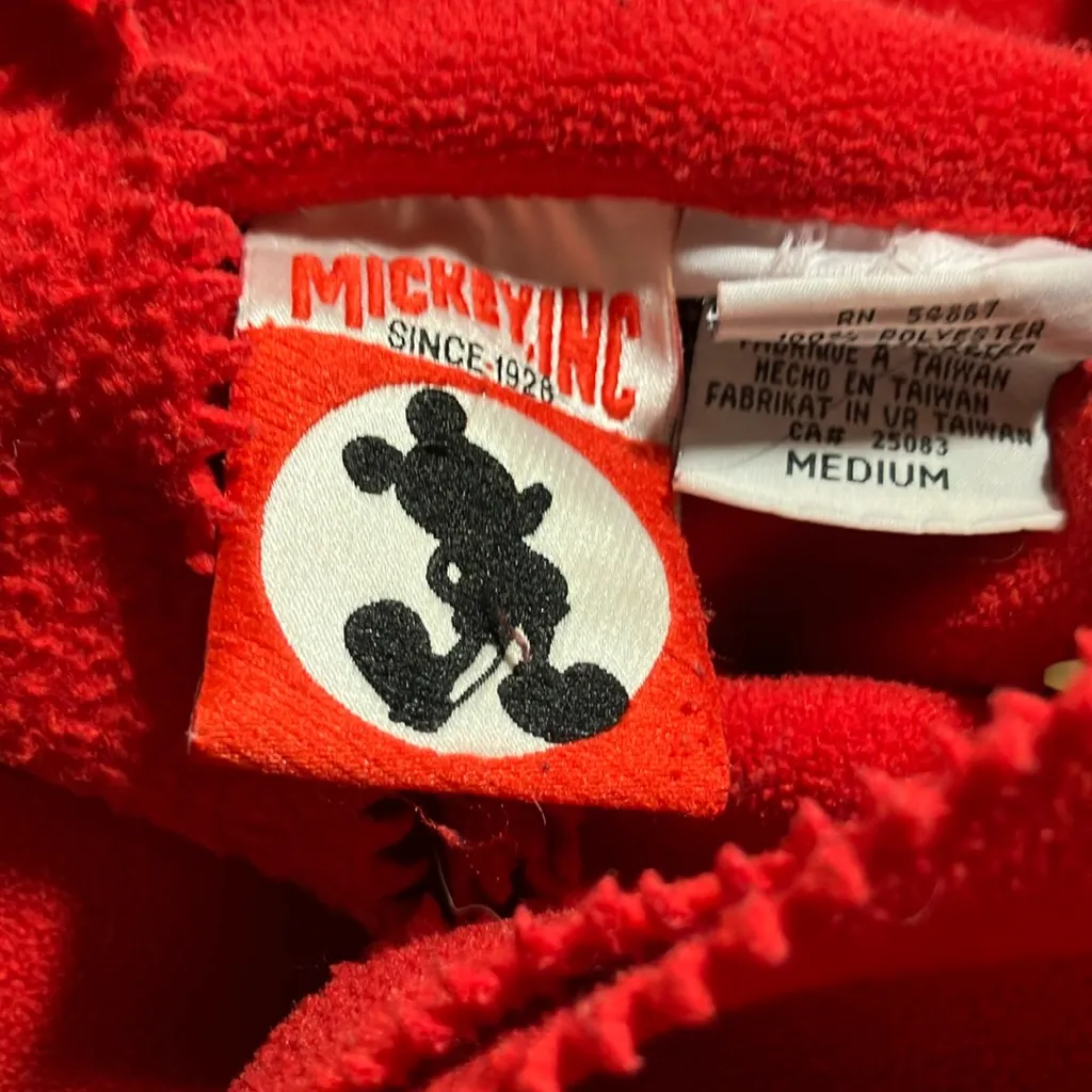 Vintage 1990s Red Embroidered Winnie The Pooh/Piglet Fleece Jacket - Image 5