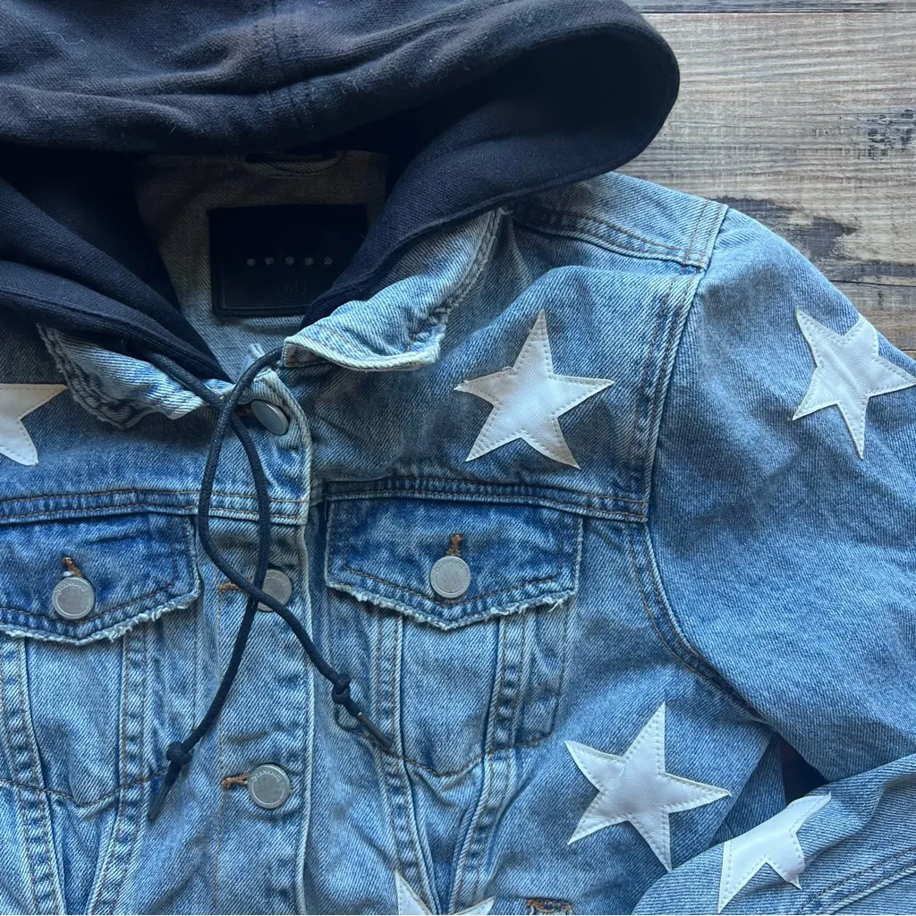 BLANKNYC Removable Hoodie Star Patch Denim Jacket - Blue/Black - Medium - Image 2