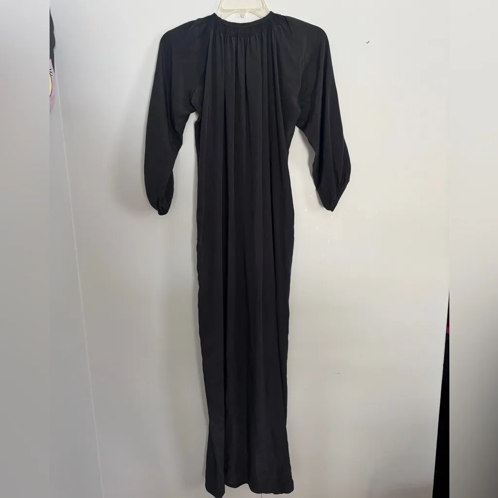 Tucker Silk Black Button - Image 8