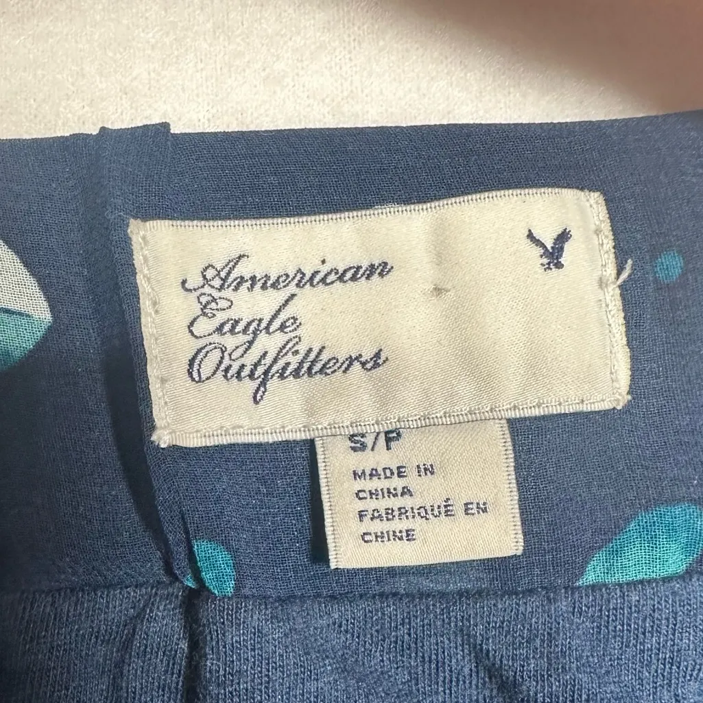 American Eagle Navy Blue Mini Skirt Heart Print Ruffled Drawstring Size Small - Image 3