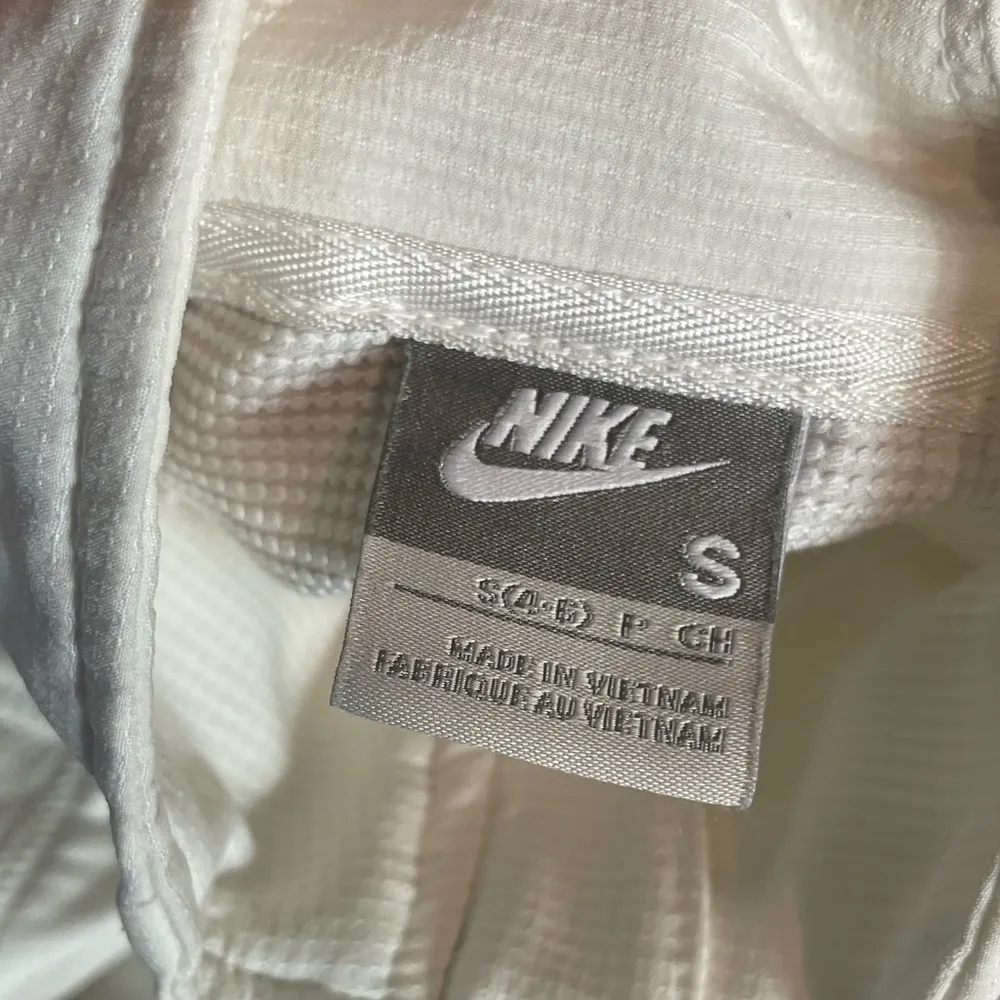 Nike  White Micro Waffle Pattern Zip Up Jacket Size Small - Image 4