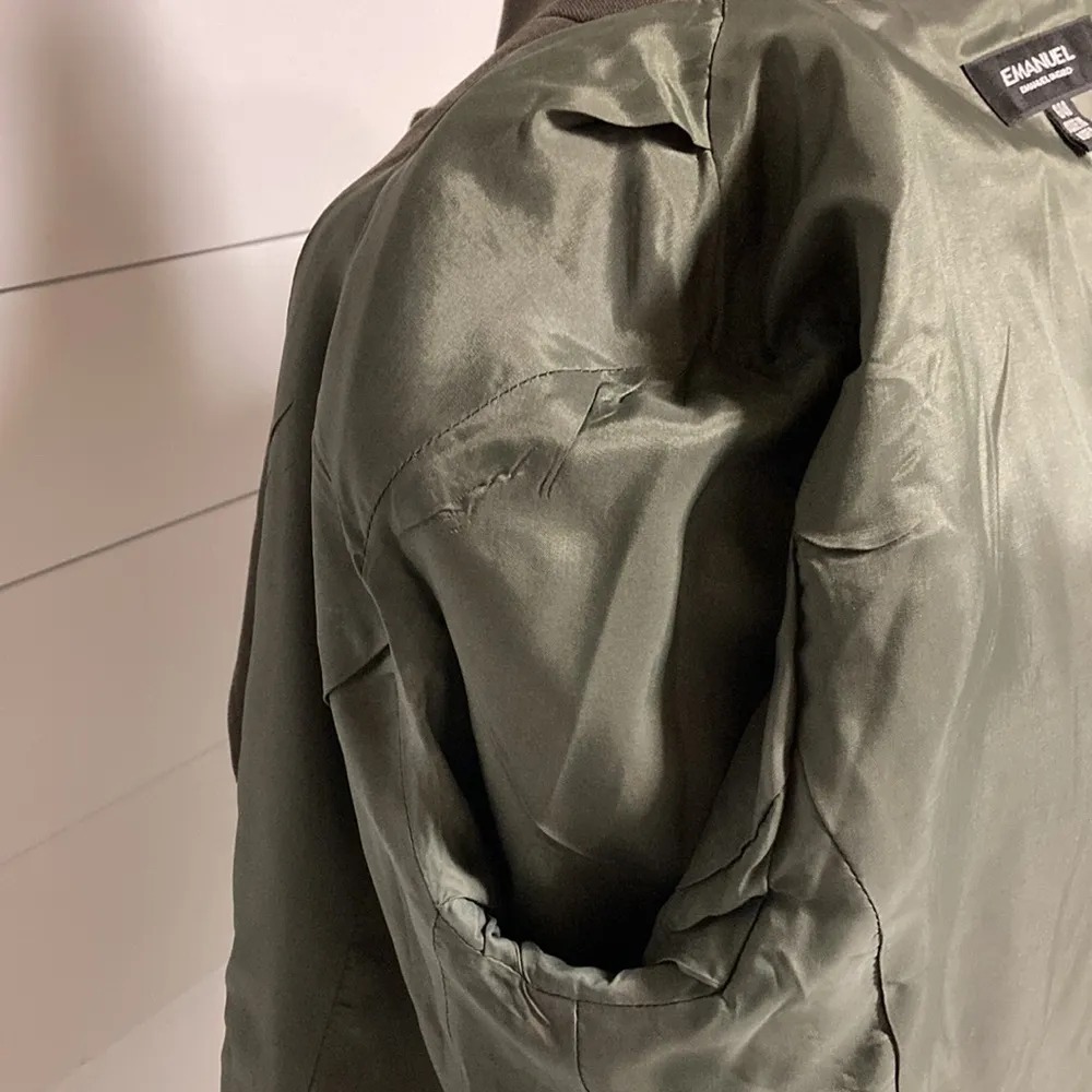 𝅺Emanuel Ungaro Wool Blend Olive Green Blazer Size 6 - Image 12