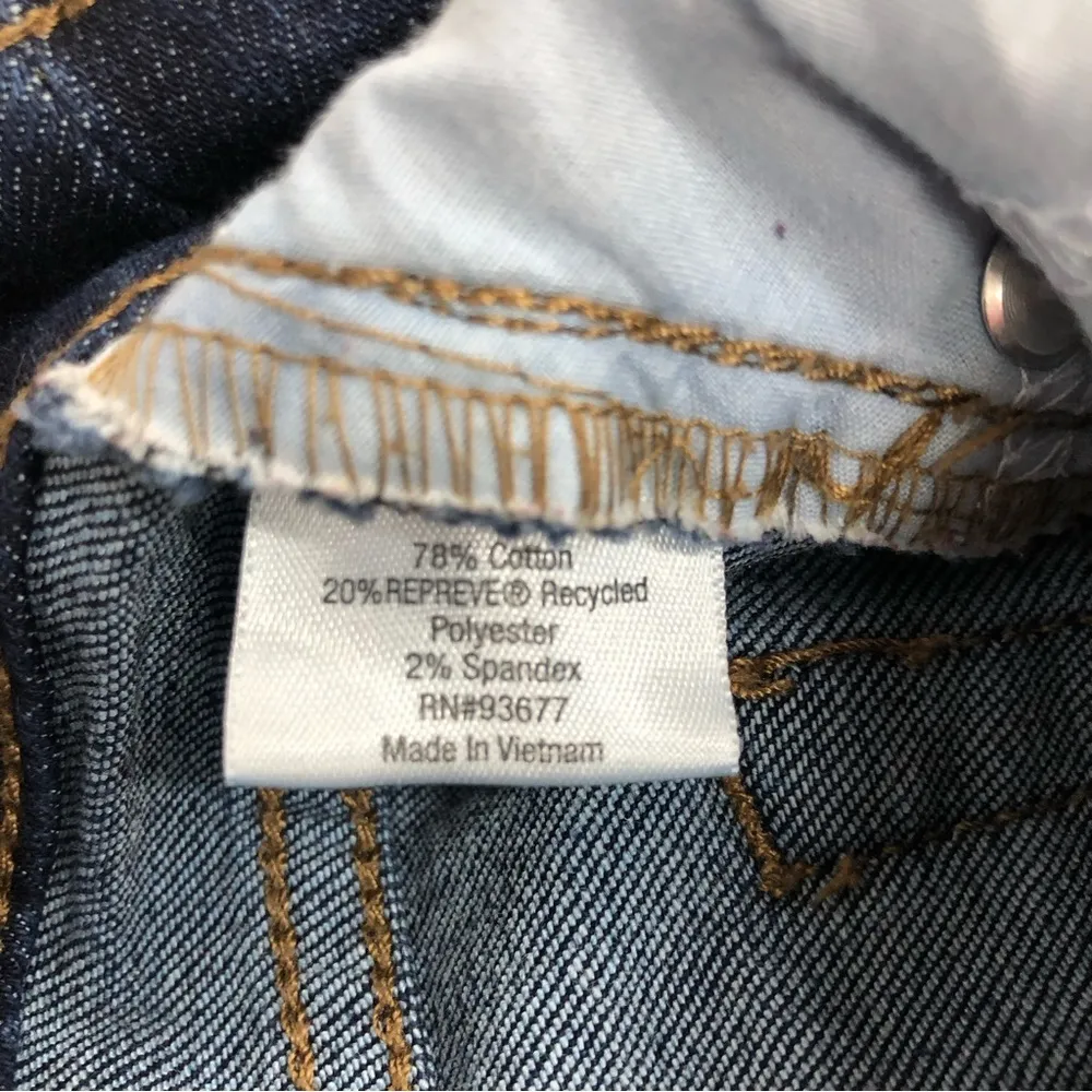 St John’s Bay straight leg women’s denim blue jeans size 8s - Image 6