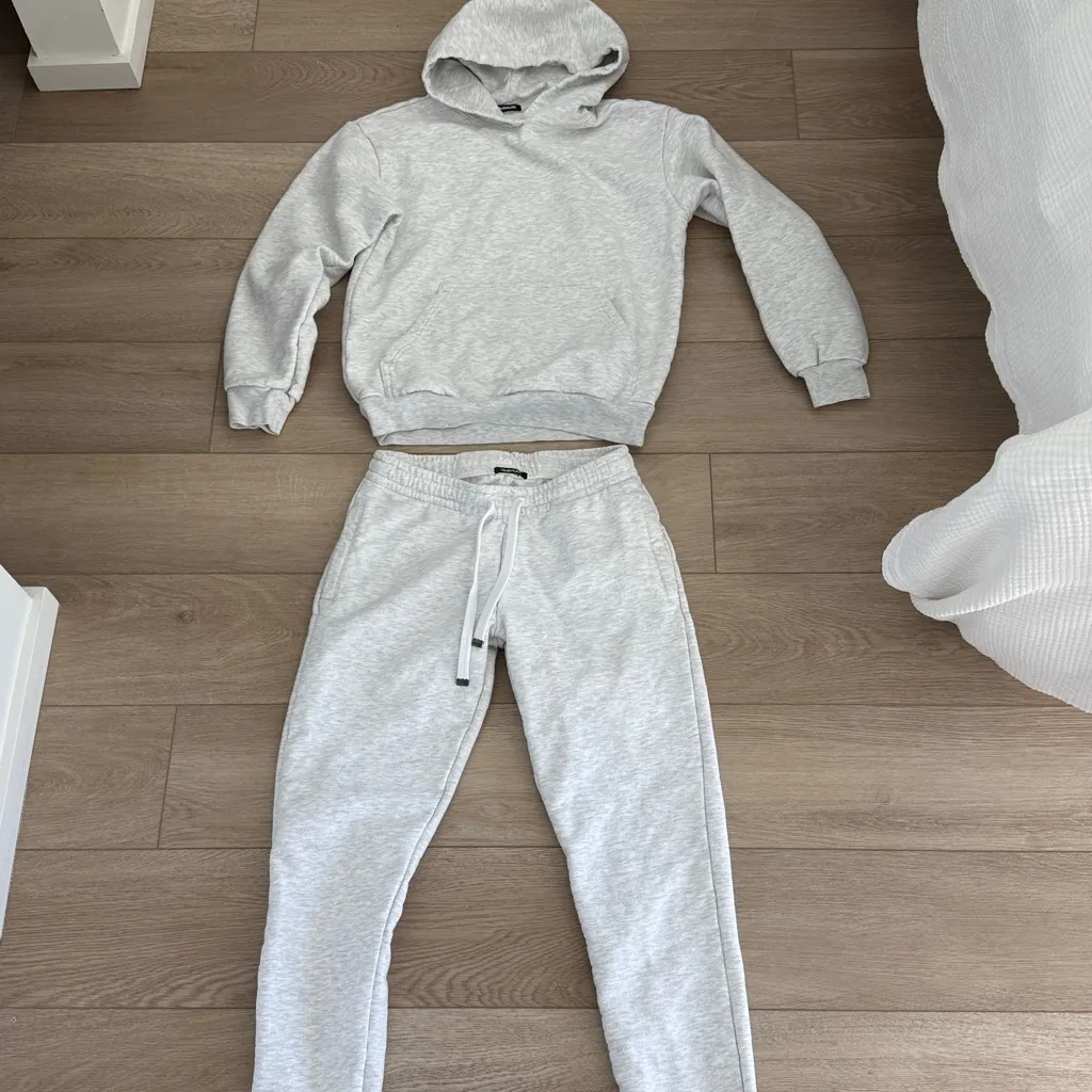 Talentless Heather Gray Hoodie + Joggers - Image 3