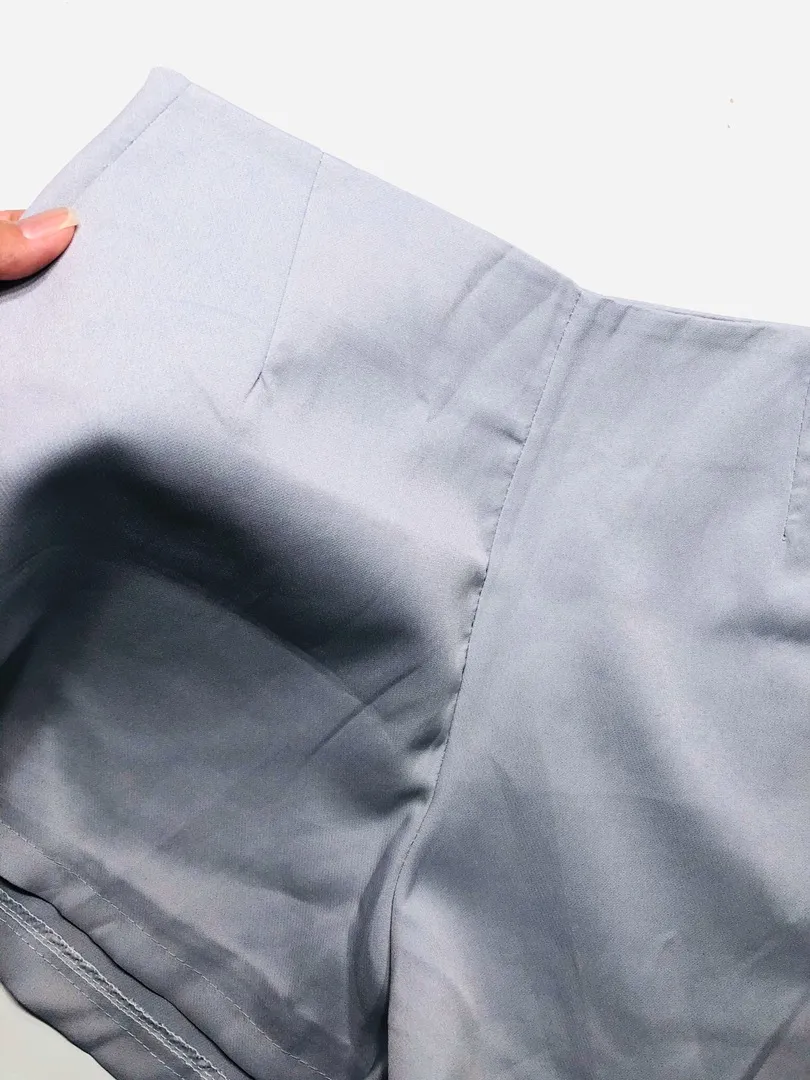 Shorts Size M - Image 10