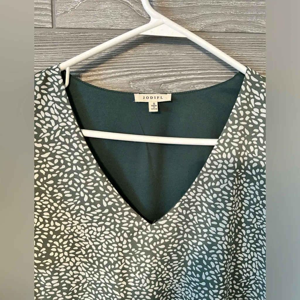 JODIFL Green Floral‎ Ruffle Sleeve V Neck Mini Dress Women's Size S - Image 3