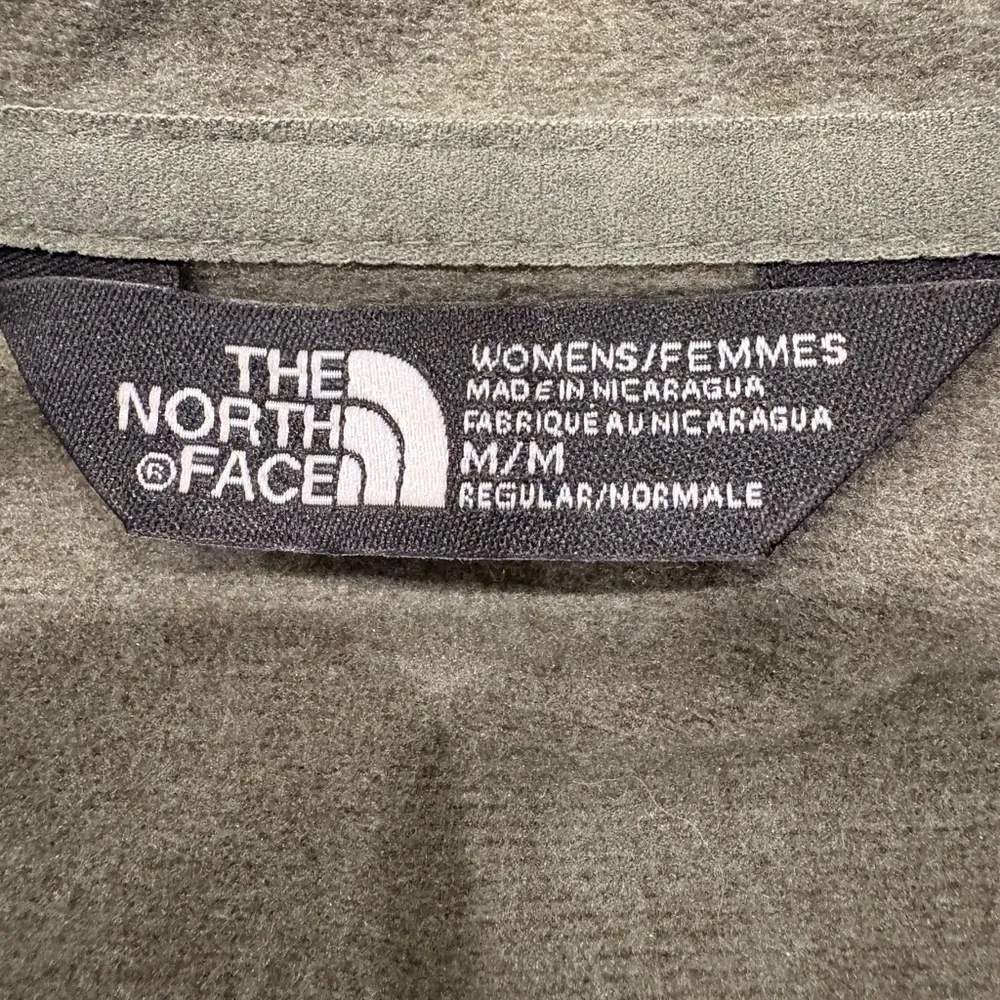 Like new The North Face women zip up hooded jacket olive green M - Image 3