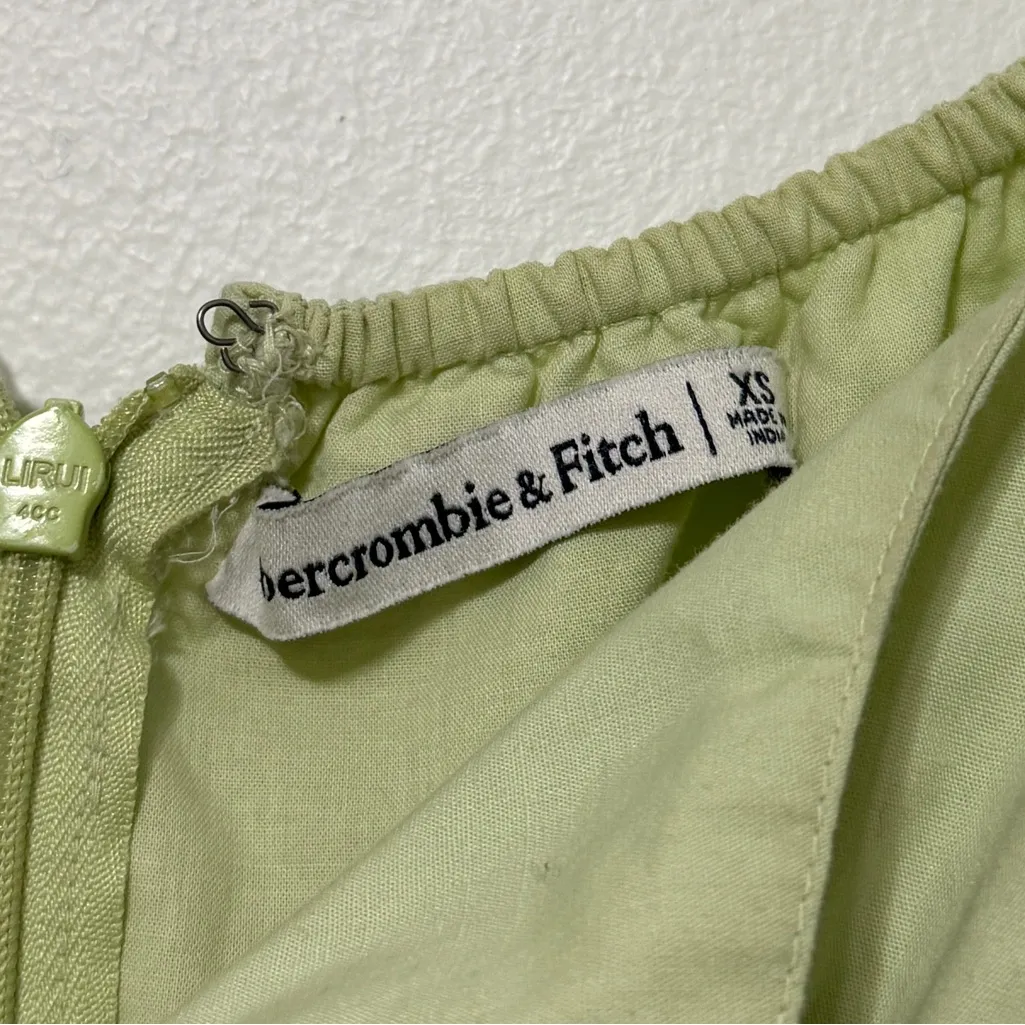 Abercrombie & Fitch Green puff sleeve mini dress size xs - Image 3