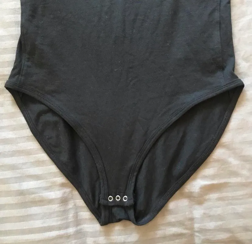 Pink Good Vibe Body Suit Size Small - Image 3