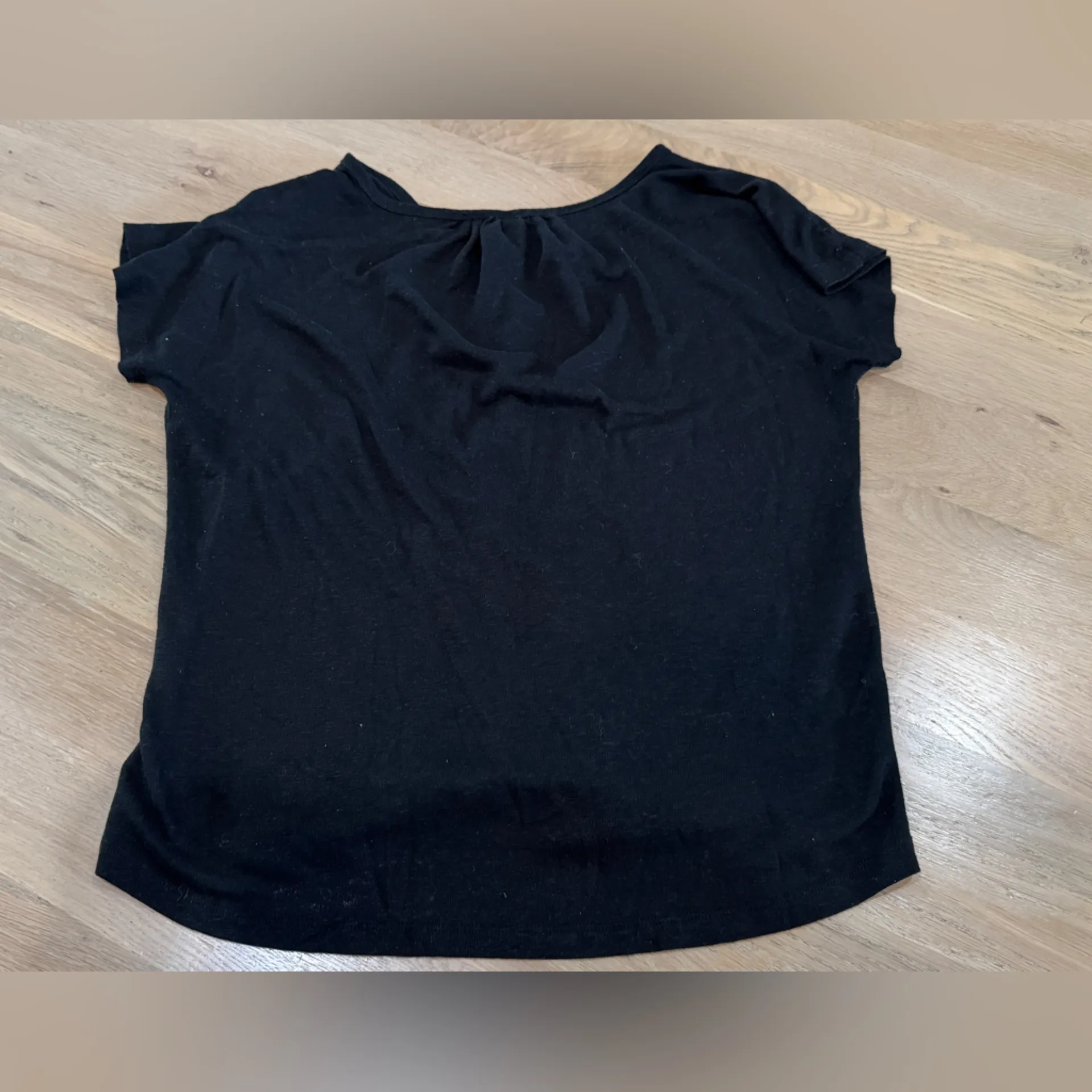 Old Navy linen henley short sleeve tshirt black size medium - Image 7