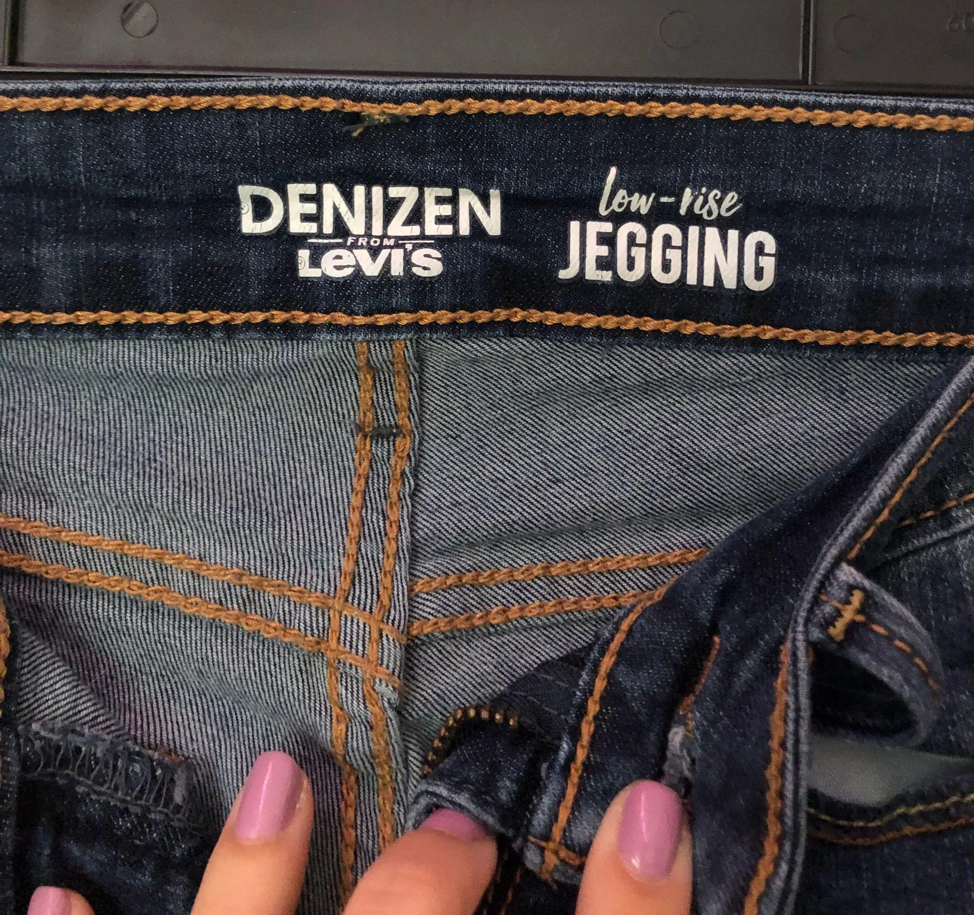 Denizen Skinny Jeans - Image 3