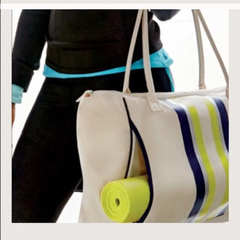 Gym Tote Bag + Yoga Mat Tan - Image 8