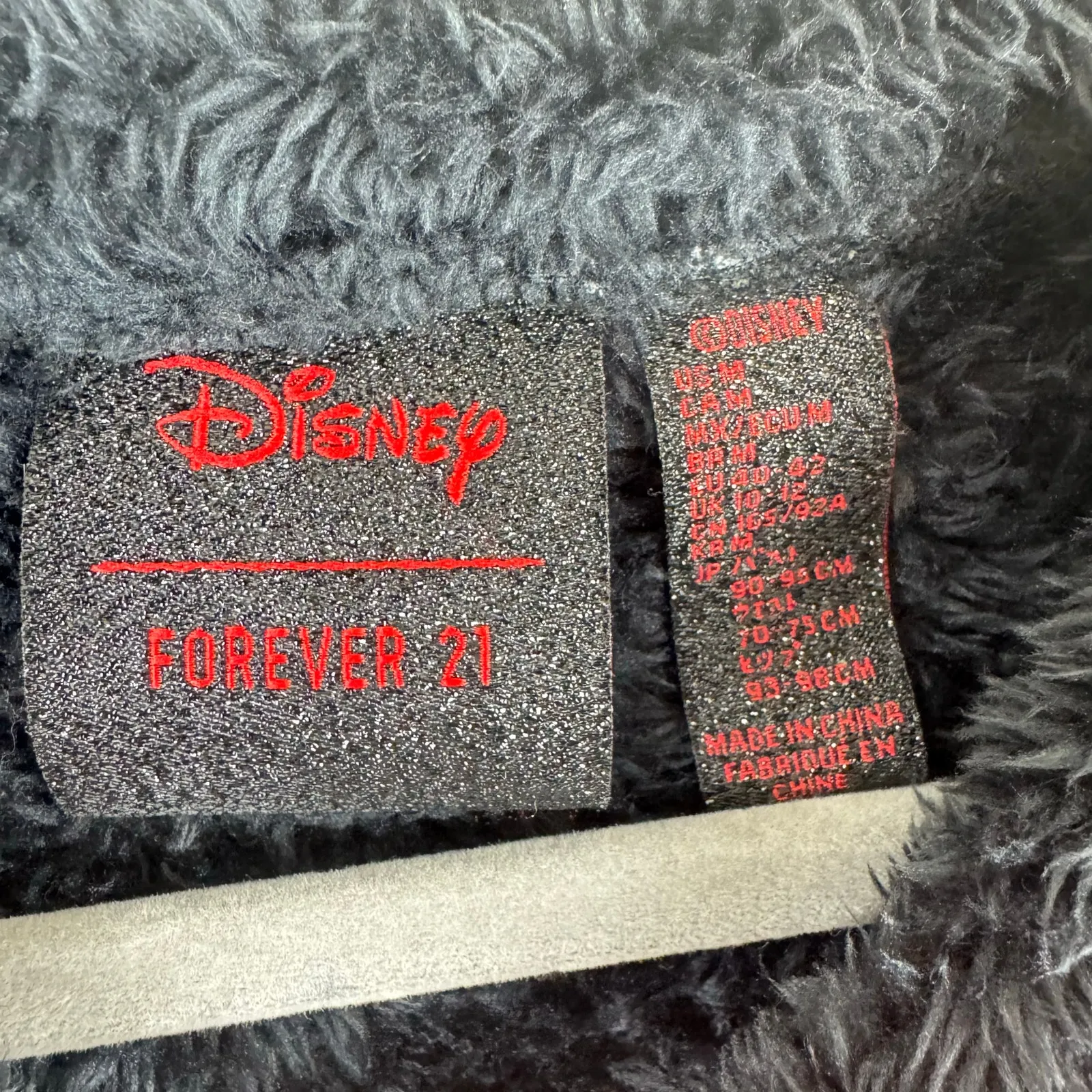 Forever 21 Disney Minnie Mouse Black Plush Fleece Pajama Top Pullover Size M - Image 4