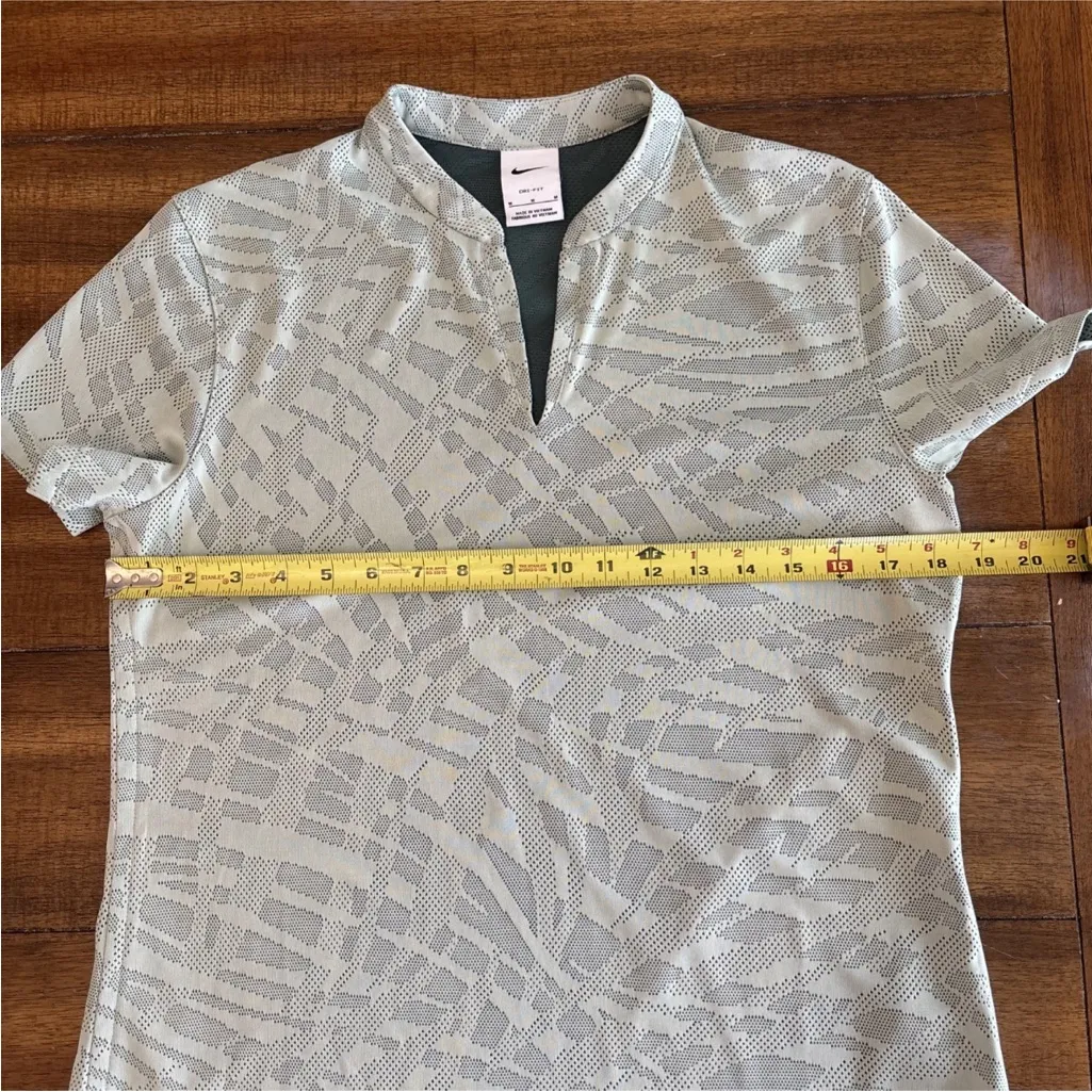 Nike Dri-Fit Golf Shirt Womens Medium Victory Jacquard Light green DA3261-387 - Image 3