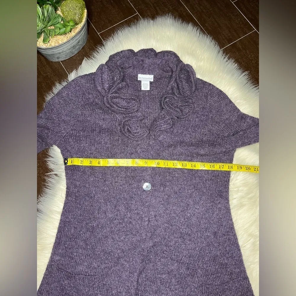 Soft Surroundings Rosette purple ruffle collar sweater Cardigan Sz small - Image 4
